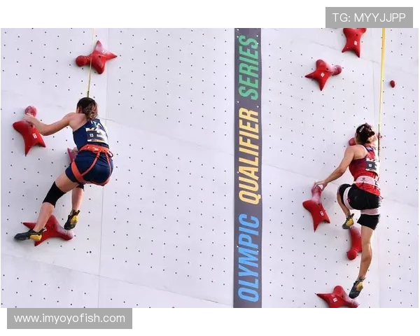 成都攀岩队与深圳攀岩队赛后复盘分析战术策略与表现对比