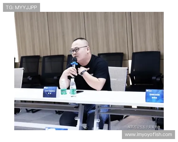 周磊专访:从青涩少年到足球巨星的奋斗与梦想回顾