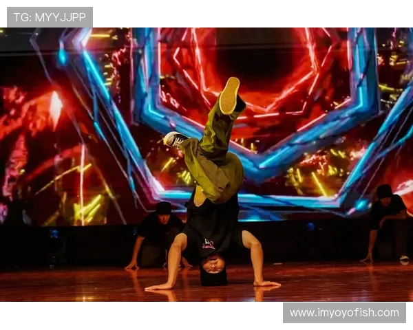 上海街舞队的进攻策略解析与街舞文化的深度融合探讨 上海街舞队的进攻策略解析与街舞文化的深度融合探讨