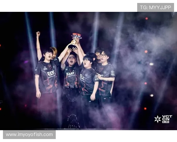 数据分析：深入探讨FPX战队近期状态与表现的全面评估与解读