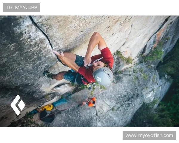 攀岩之巅：深入北京攀岩队灵活性训练与技巧探讨